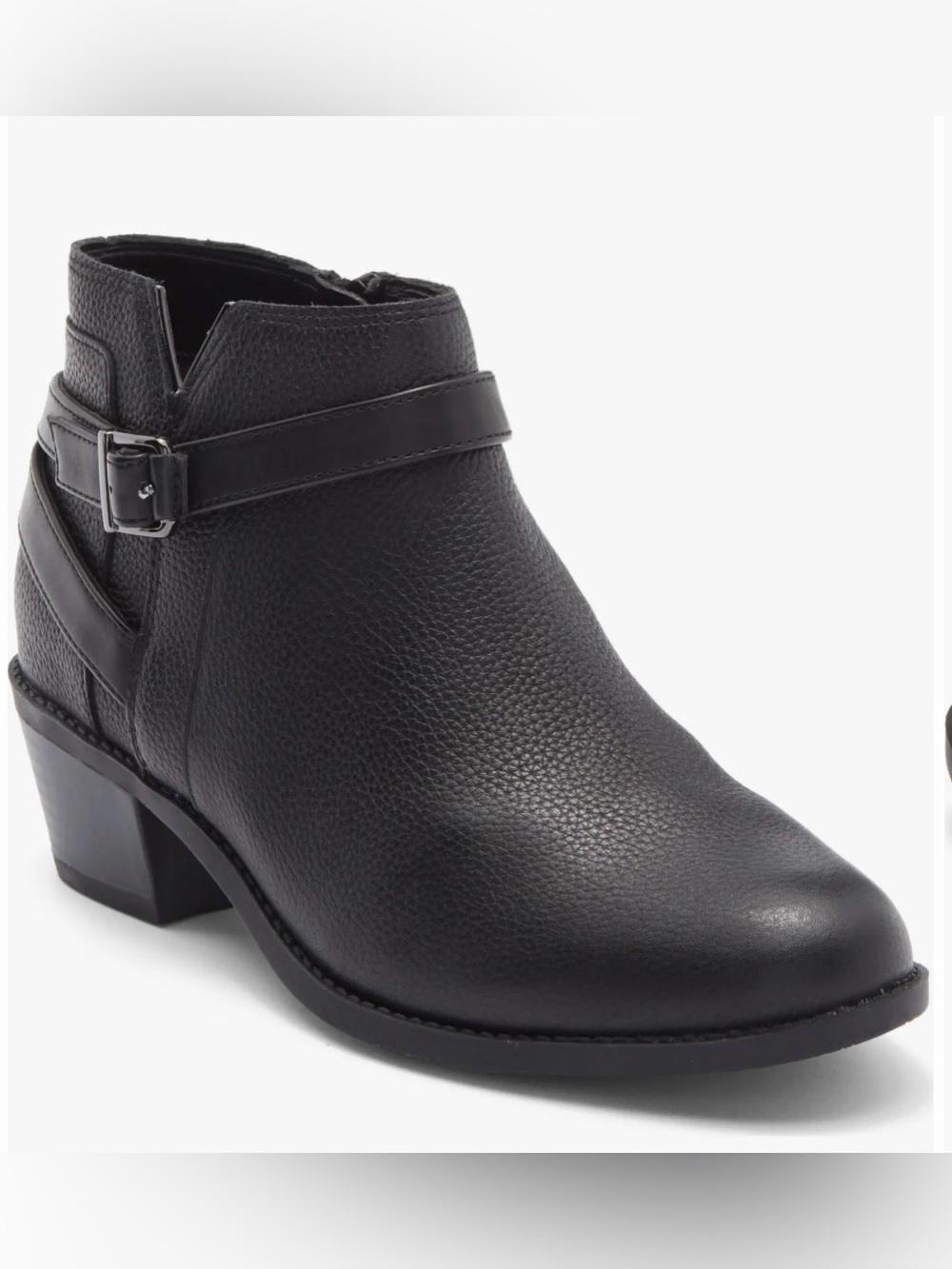 NWOB Vionic Black Leather Ankle Boot with Buckle Strap Size 7.5